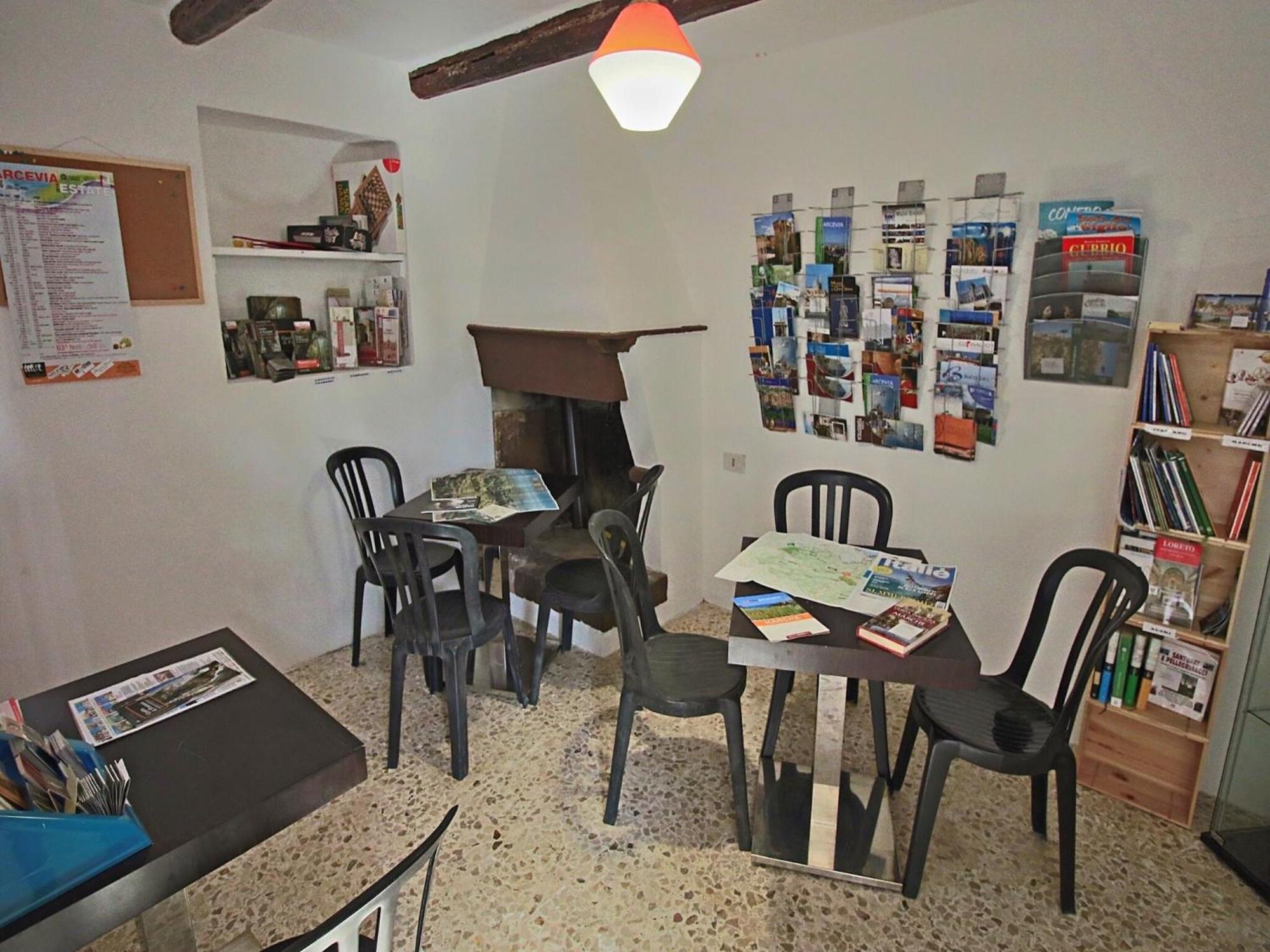 Nice Flat In Arcevia With Swimming Pool Exterior photo